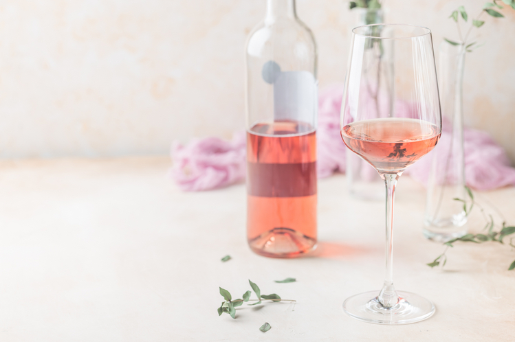 Les vins rosés de Provence : une tradition séculaire
